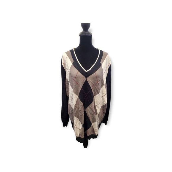 ellos Sweaters - Ellos V-Neck Argyle Sweater